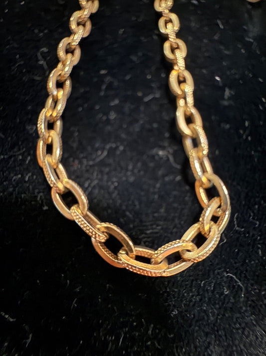 Vintage 30" Gold Tone Avon Necklace