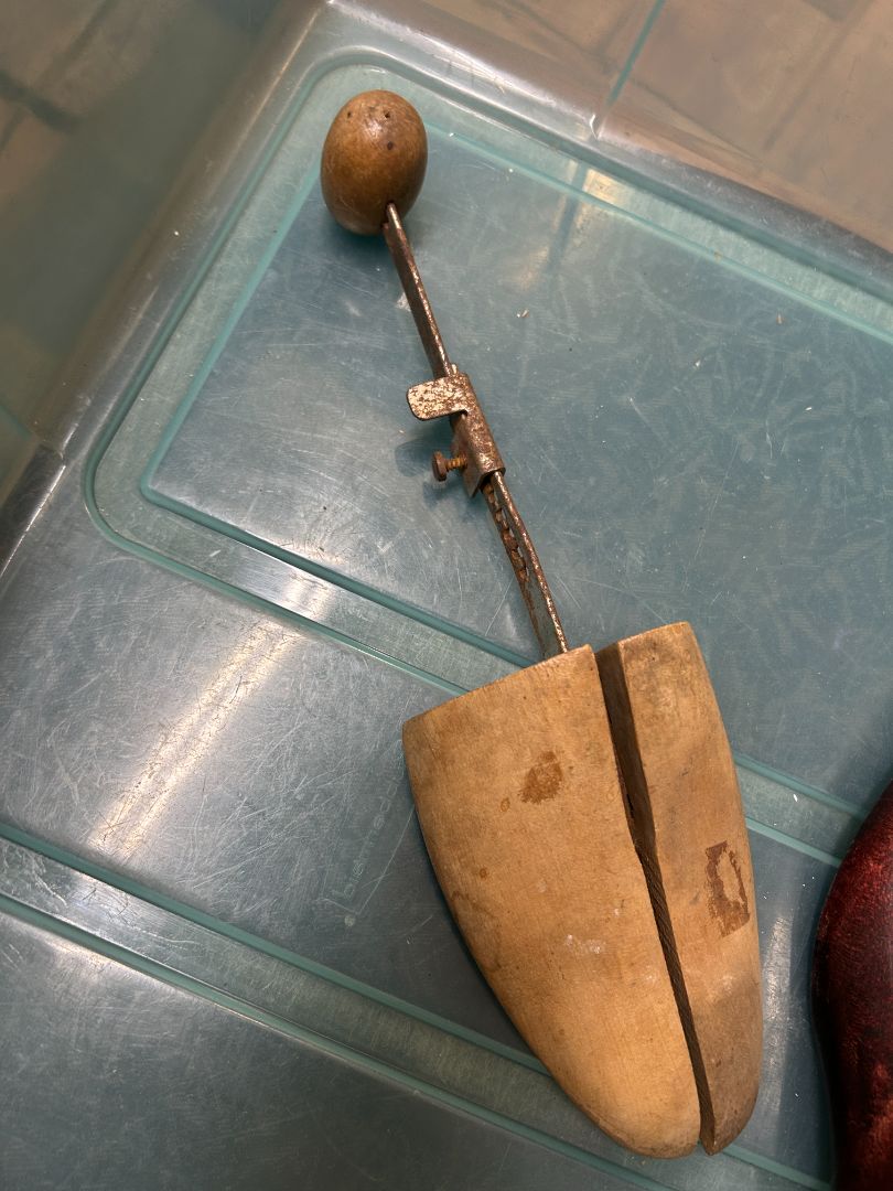 Shoe Form