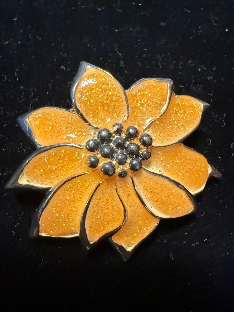 Enamel Poinsettia Brooch Pennant combo