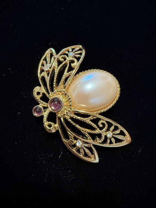 vintage Avon Bee Pearl brooch