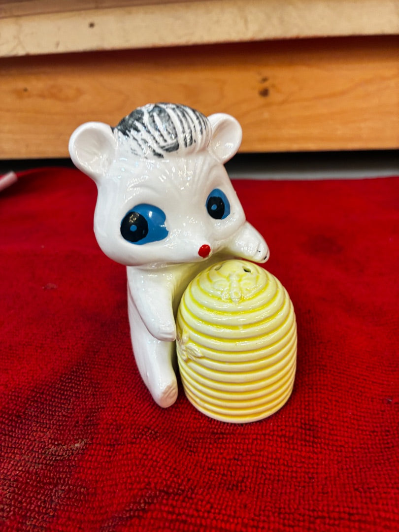 Bear and honey pot