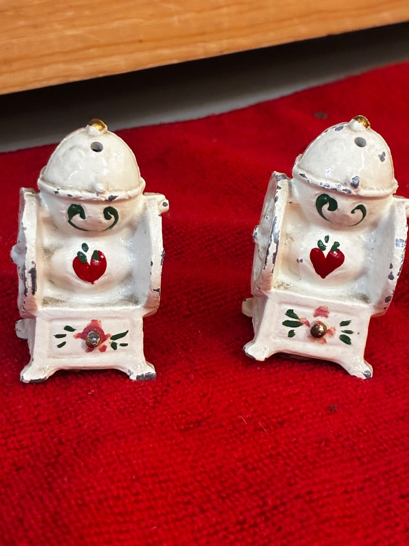Coffee grinder shakers