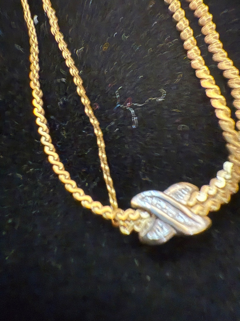 Avon X  Small Chain Bracelet