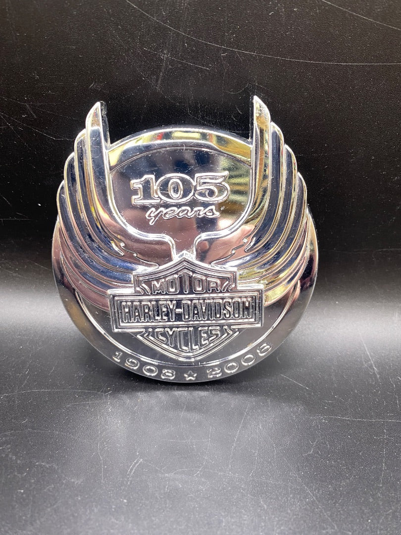 Harley Davidson 105th anniversary Right Tank Medallion 30152 RH