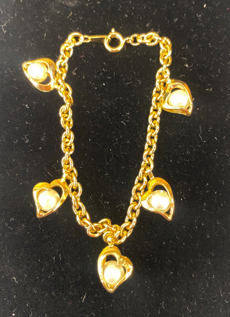 Vintage Avon Heart Bracelet Gold Tone