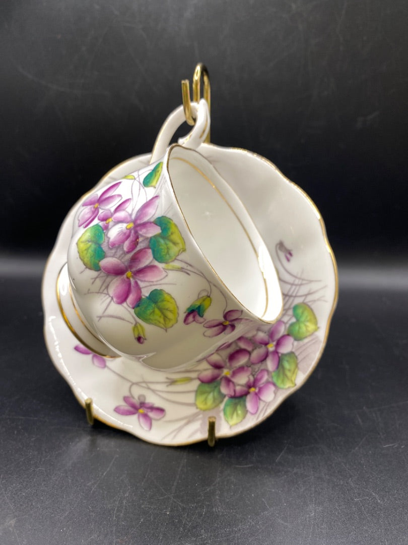 Teacup & Saucer