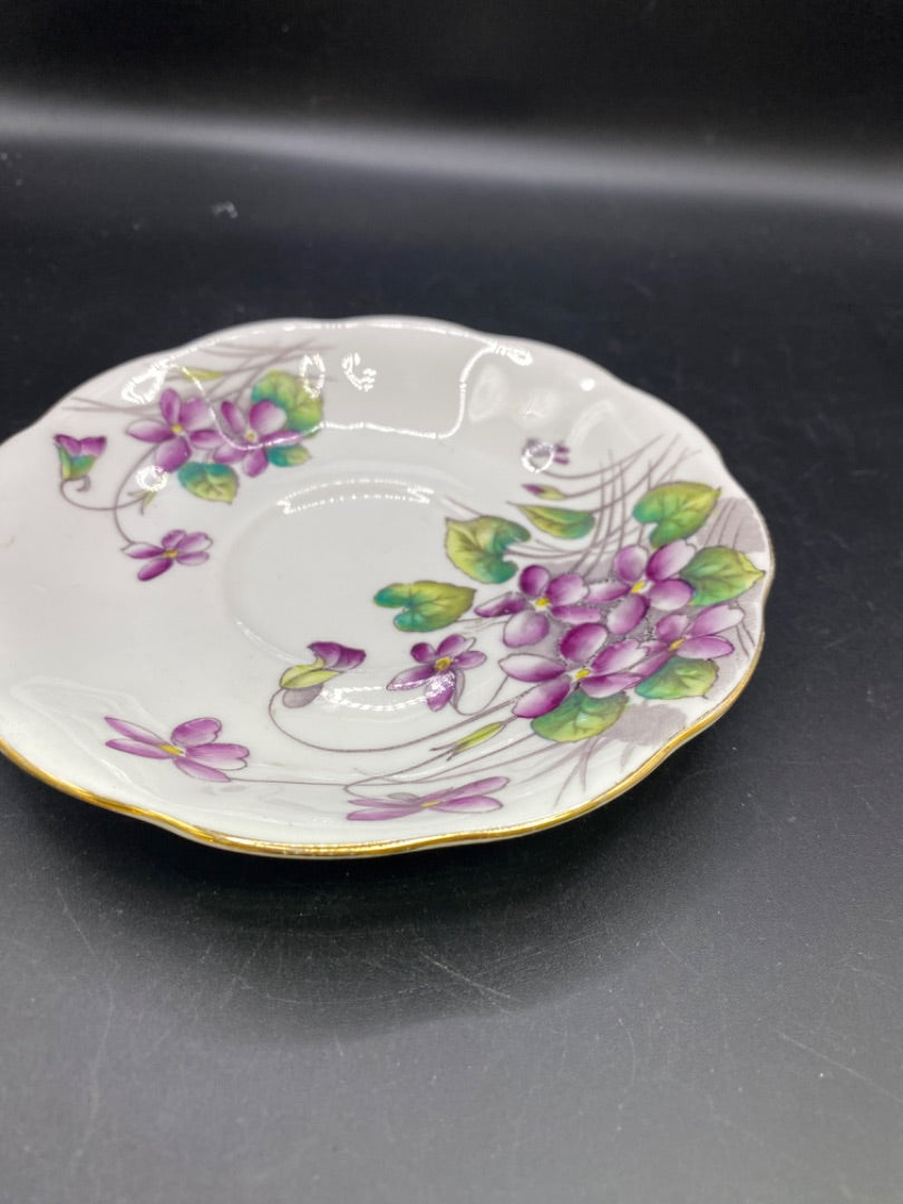 Teacup & Saucer