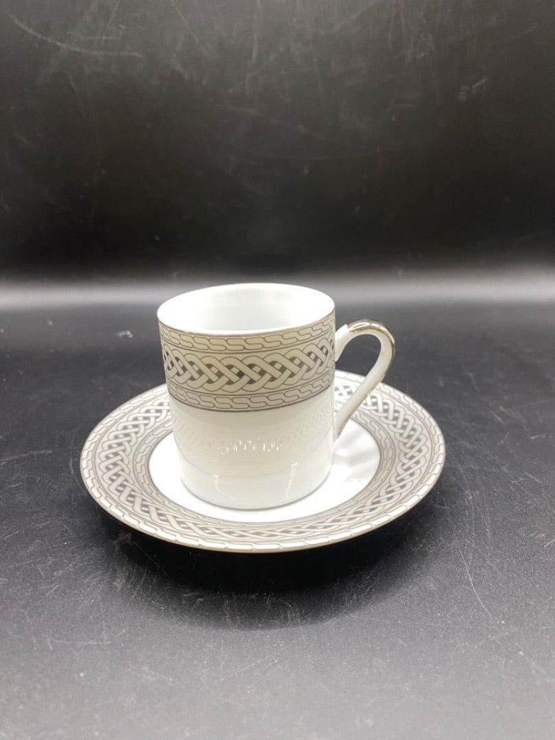 Teacup & Saucer