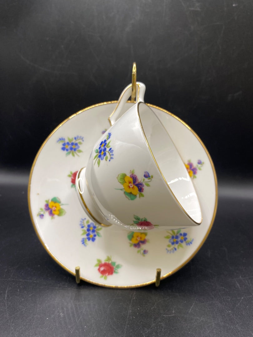 Teacup & Saucer