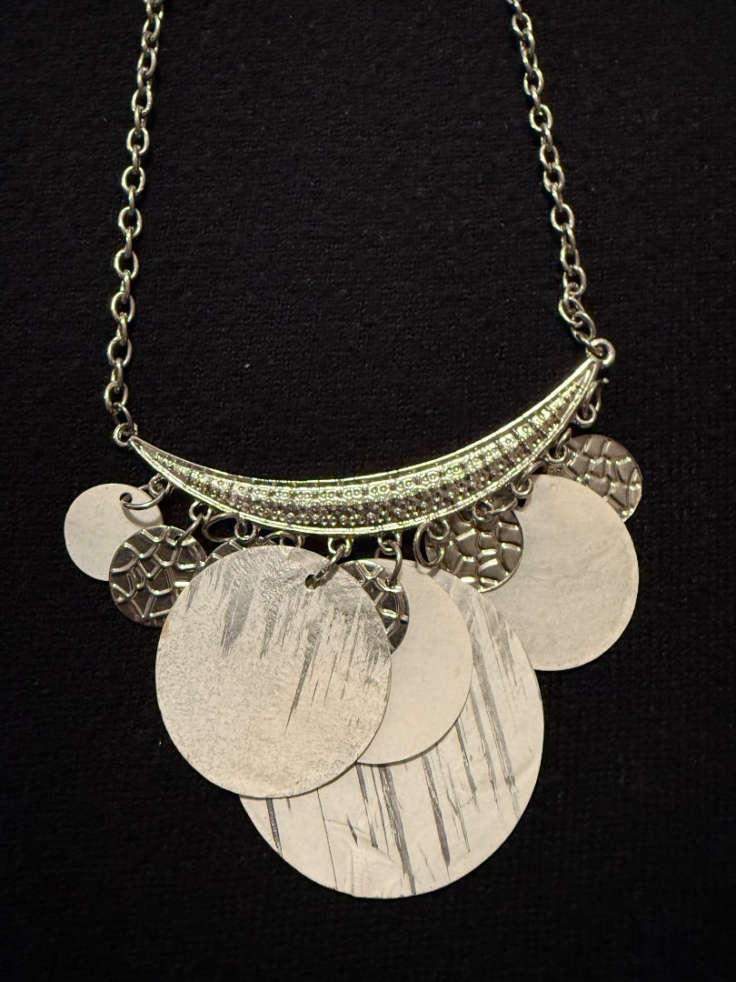 Avon White Silver Necklace
