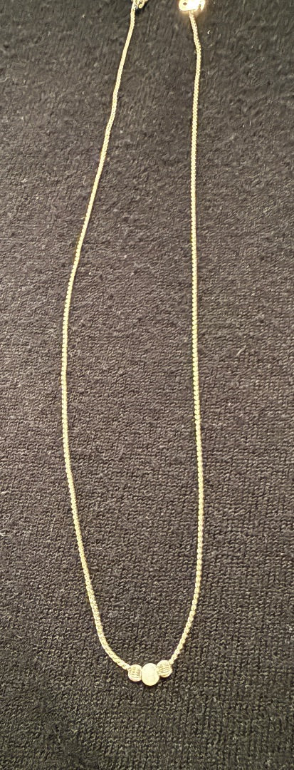 Vtg Avon Silver tone Bolo style necklace