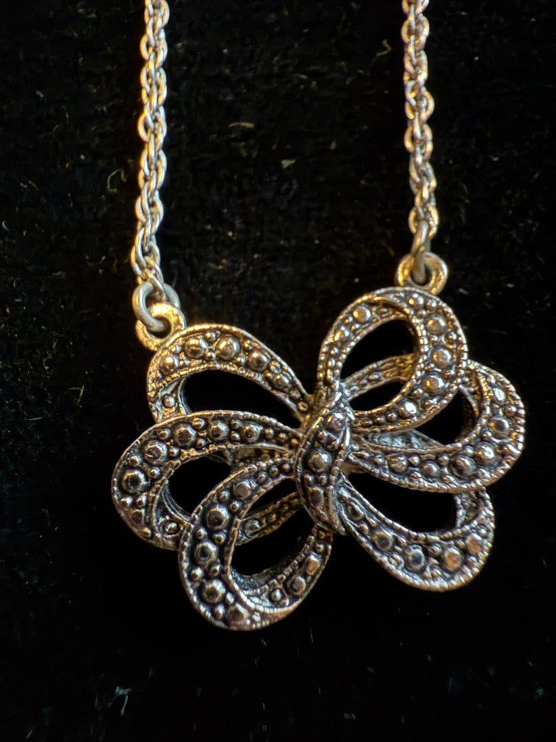 Vtg Avon Marcasite Ribbon Silver toned