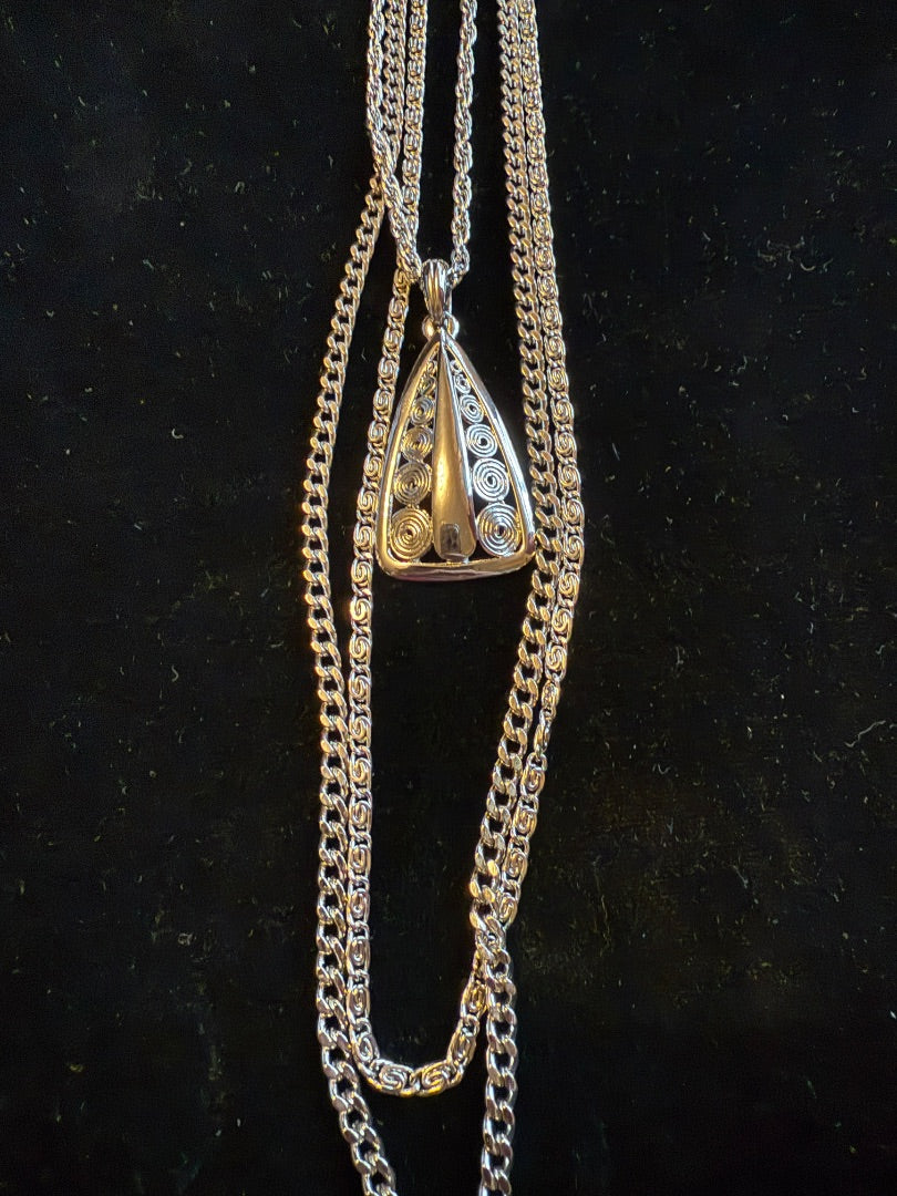 3 Strand Avon Silver toned Necklace