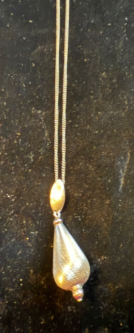 Sarah Coventry Silver Toned Pendant