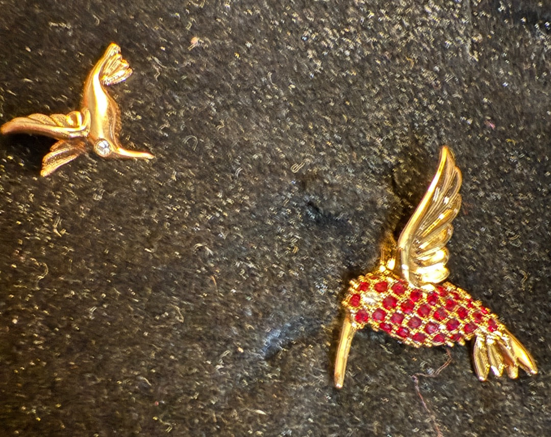 '77 Vtg Avon Hummingbird Set Brooch / Pin