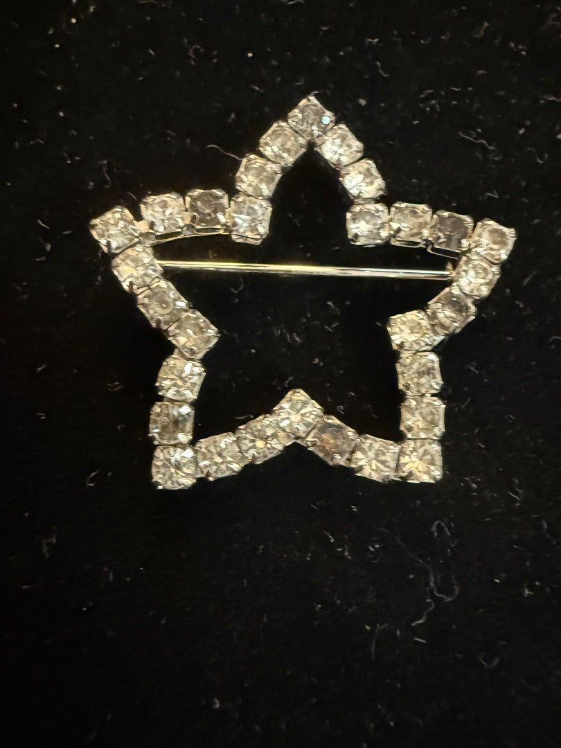 Vtg Avon Rhinestone Star Brooch