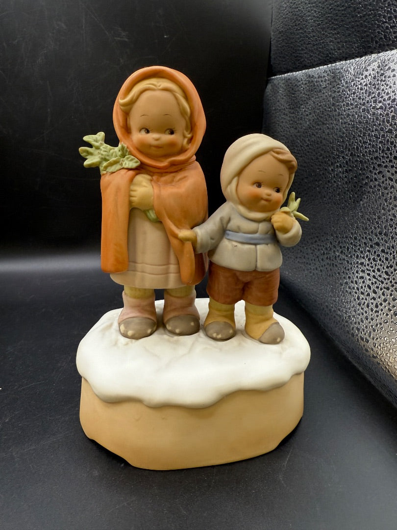 Mabel Lucie Attwell music Box Plays We Wish you A Merry Christmas