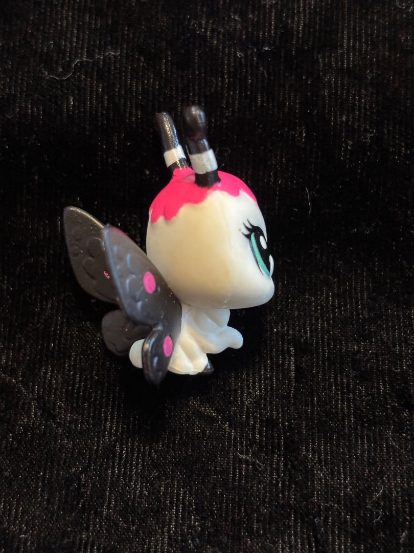 GSK LPS MINI WHITE & BLACK BUTTERFLY