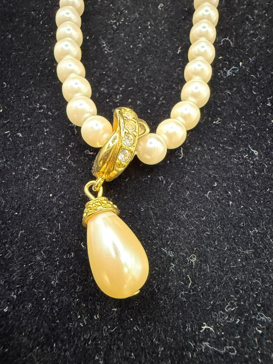 1992 Convertible Classic Pearl Necklace