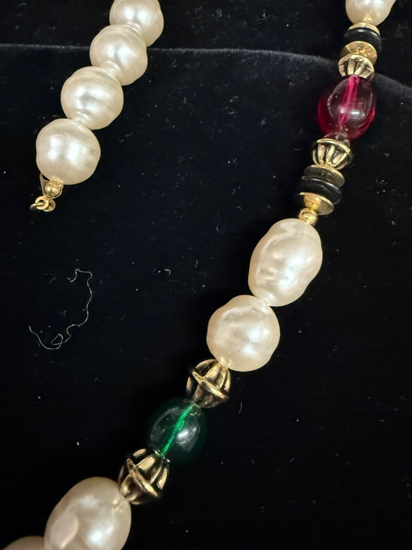 AVON KJL RENAISSANCE 1989 Pearl Necklace