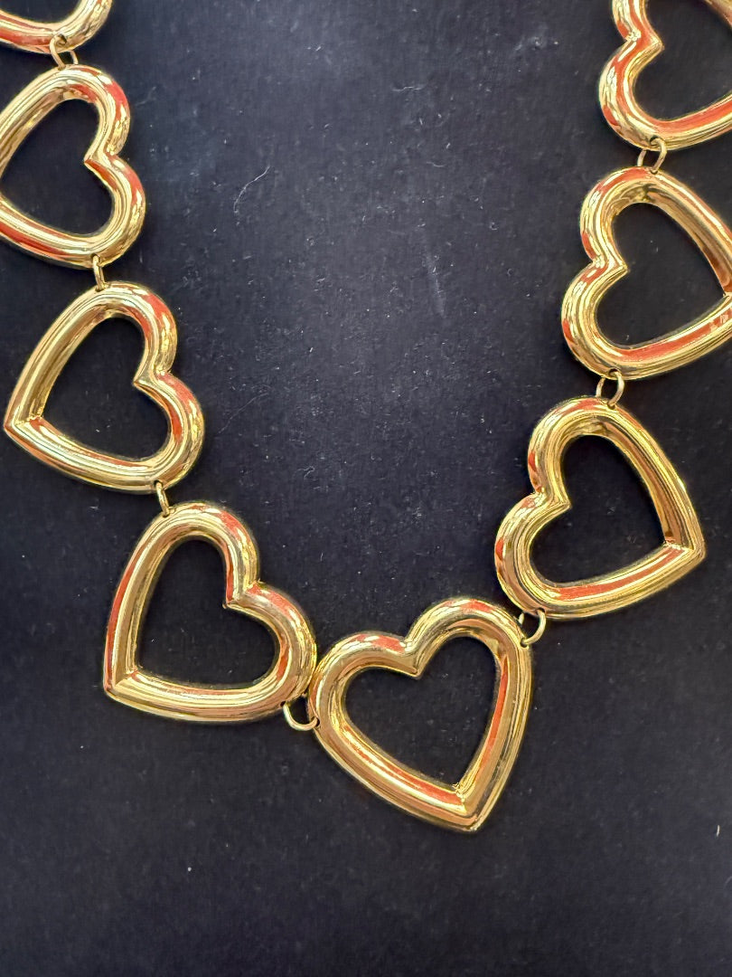 Vtg Avon Chain of Hearts Necklace