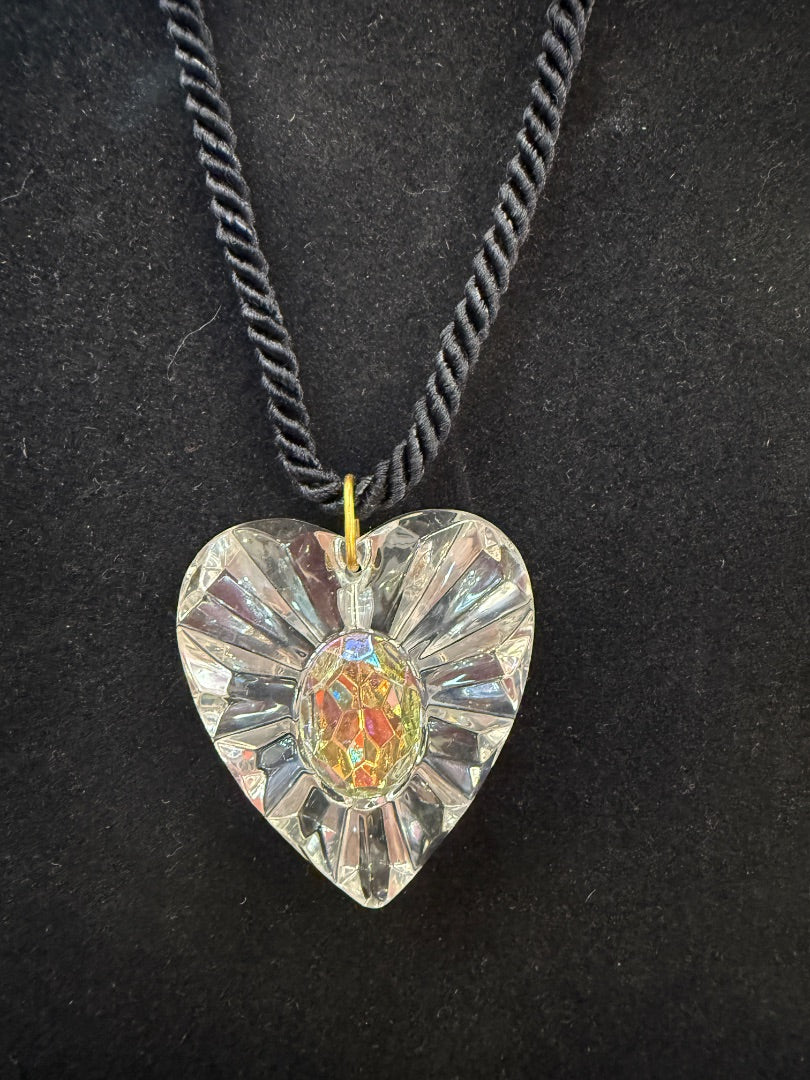 Vtg Avon Crystal Heart Necklace