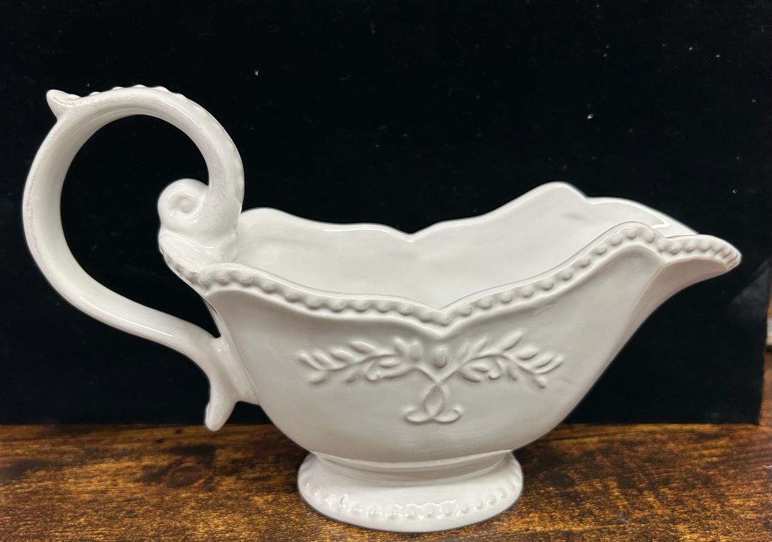 Tabletops Gallery Le Provence White Gravy Boat