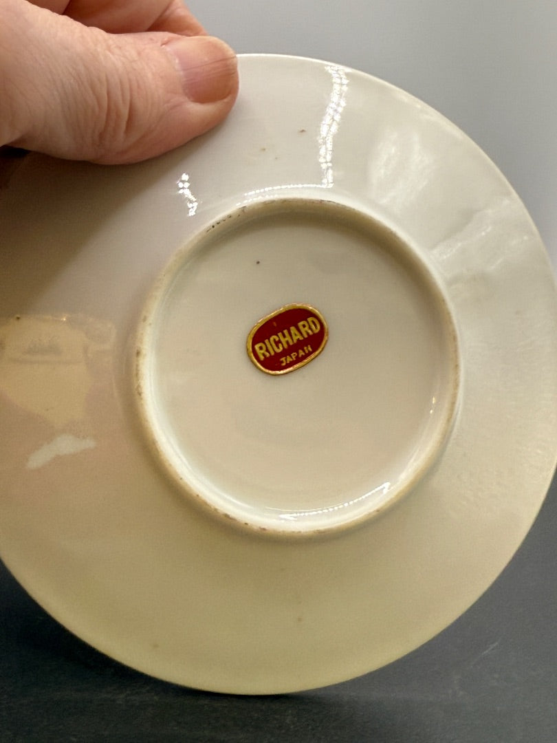 Richard Floral Demistasse Teacup saucer