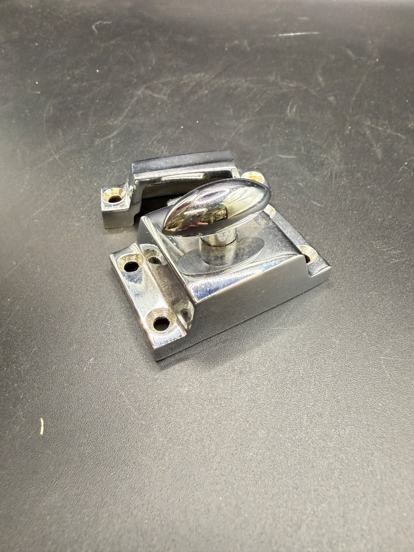 Latch chrome