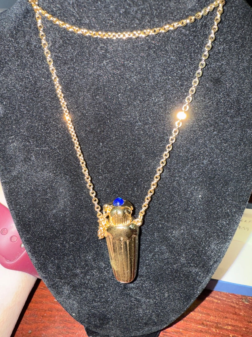 Vintage Avon Falcon Everafter Perfume Pendant Necklace Sapphire top