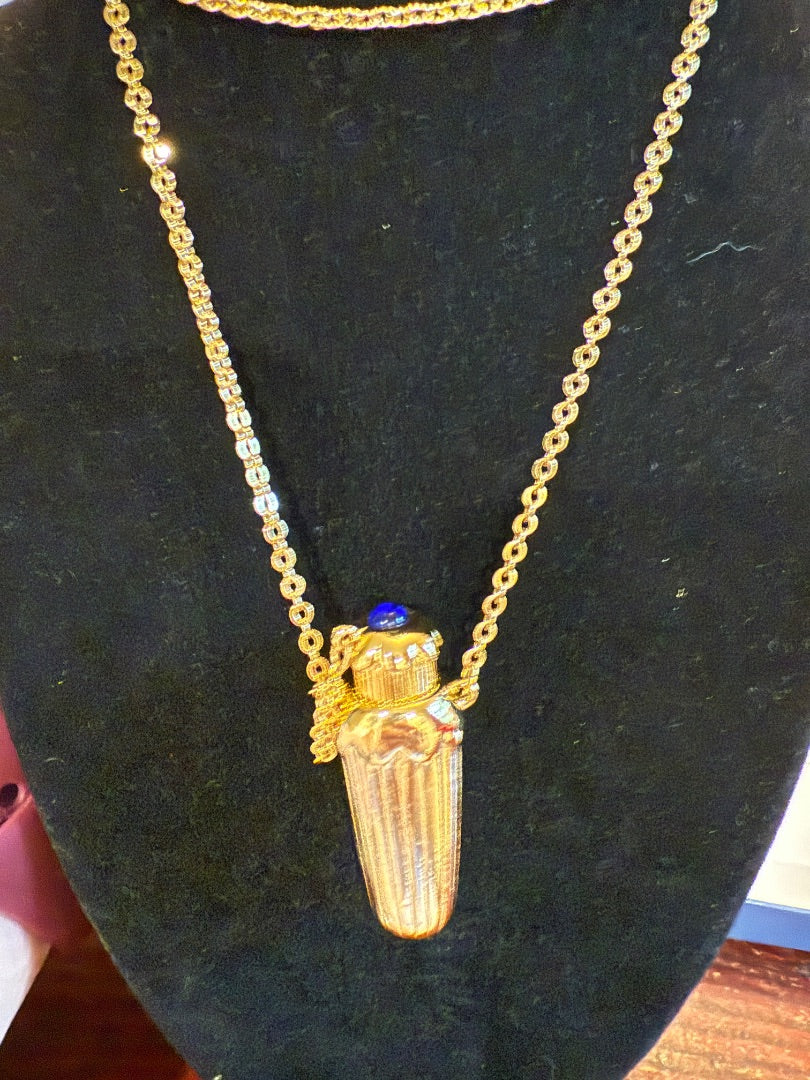 Vintage Avon Falcon Everafter Perfume Pendant Necklace Sapphire top