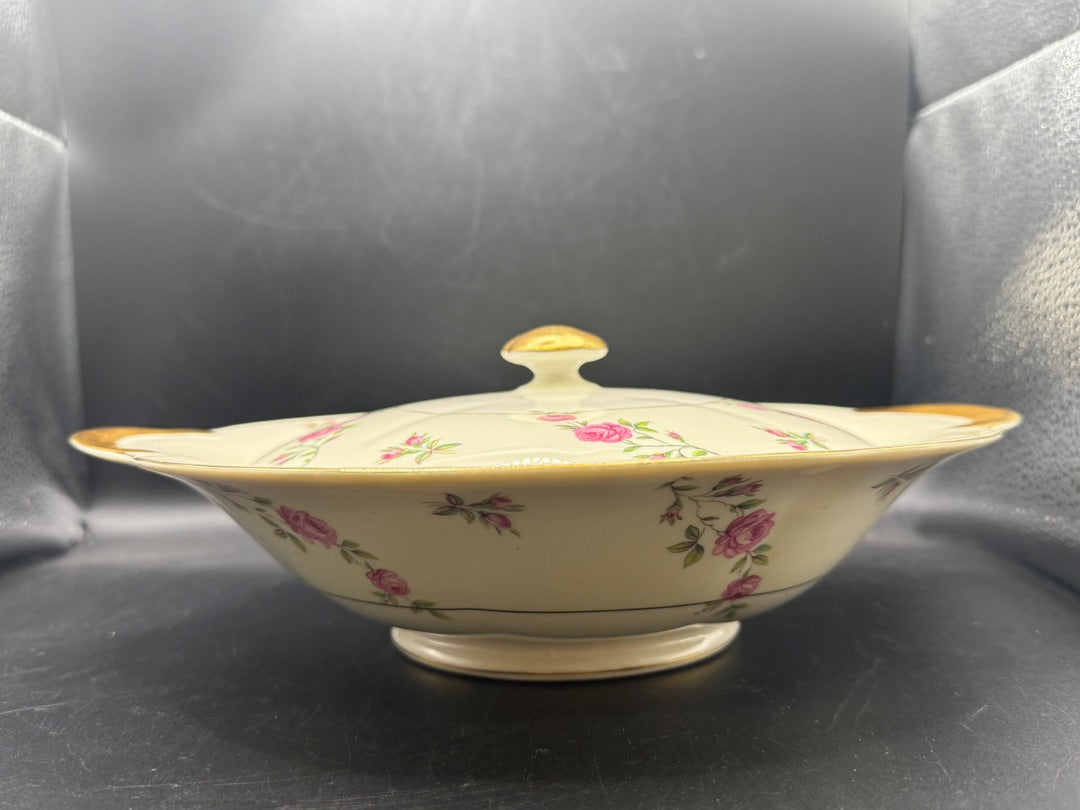 Theodore Haviland Theodore Haviland Delaware  Pink Roses New York Casserole Dish with Lid