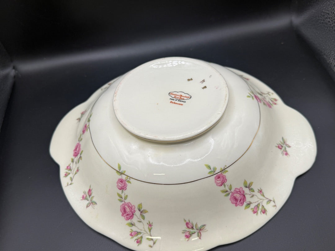 Theodore Haviland Theodore Haviland Delaware  Pink Roses New York Casserole Dish with Lid