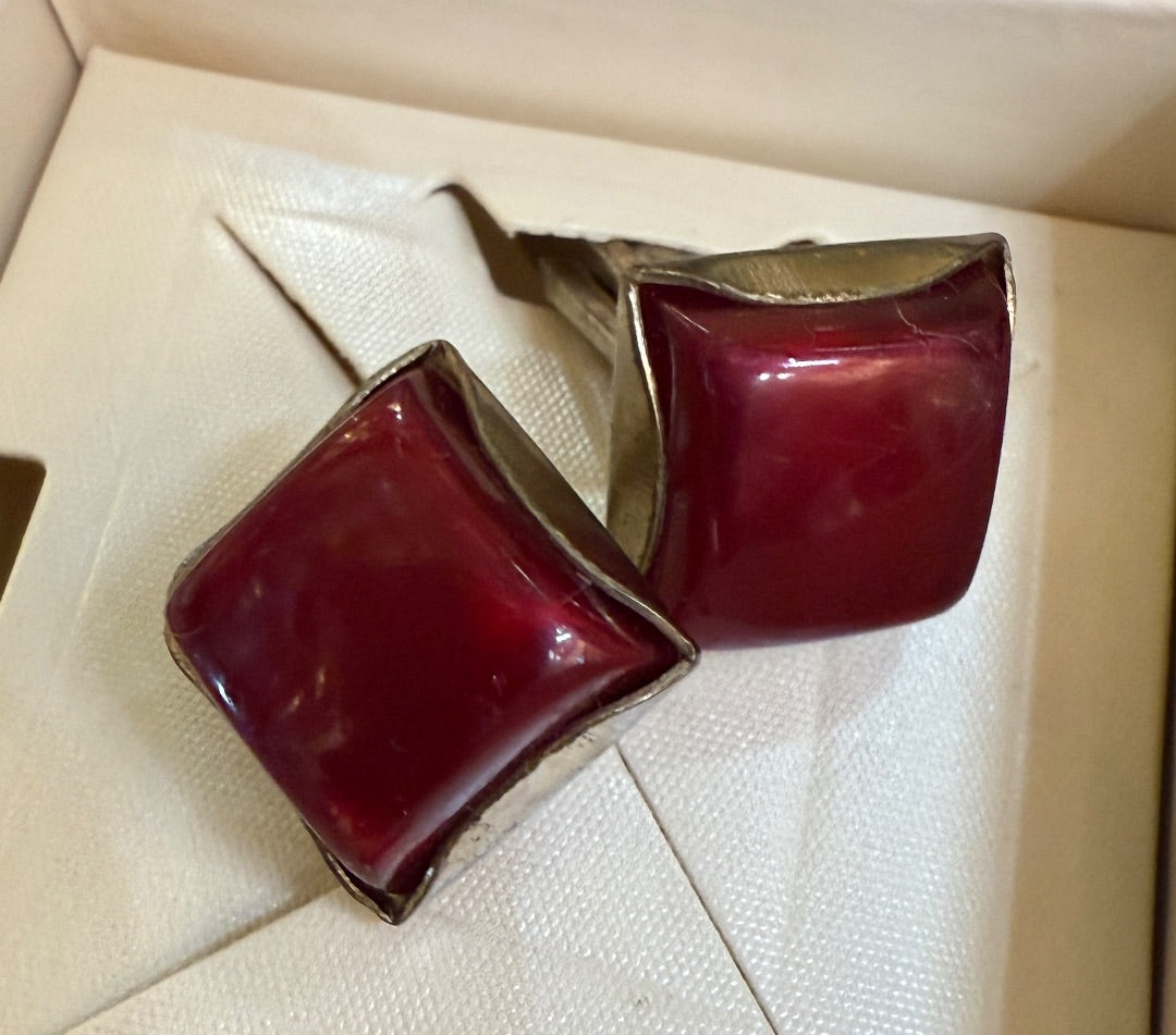 Retro Red Lucite Cuff Links Vegas Rat Pack Style