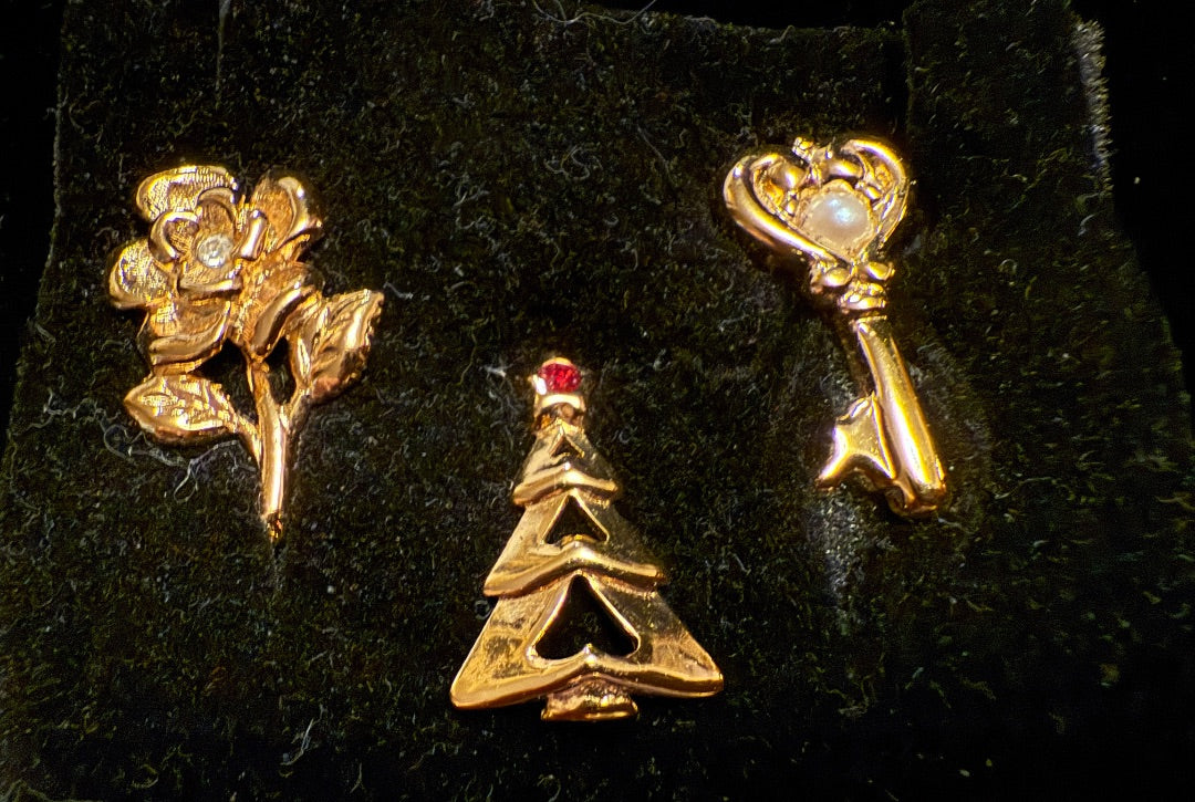 Vintage Avon 3 Pc Christmas Pins Gold Tone