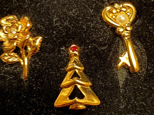 Vintage Avon 3 Pc Christmas Pins Gold Tone