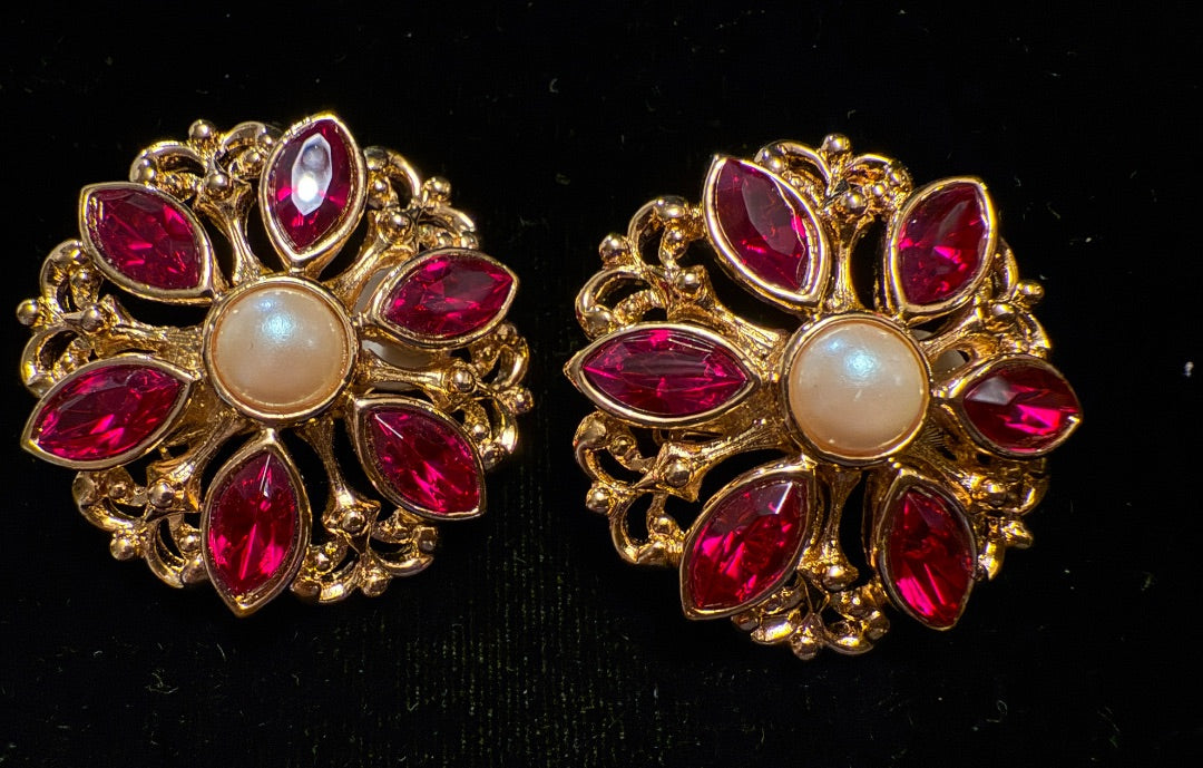 Vintage Avon Gold and Red Clip Earrings