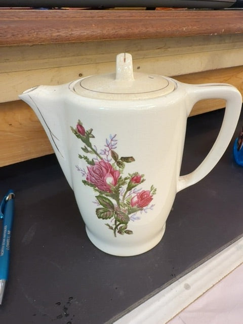 Tea pot