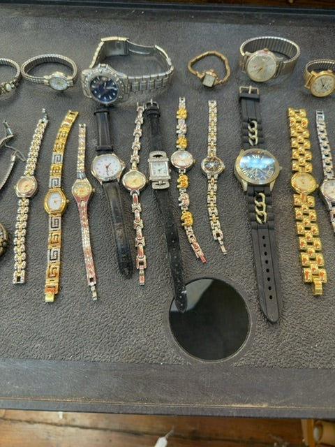 Vintage watch lot