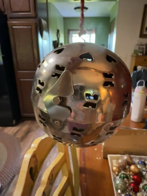 Fragrance ball