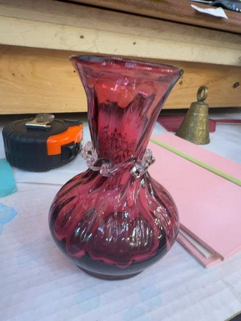 Art glass vase cranberry