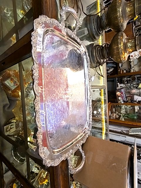 Serving platter