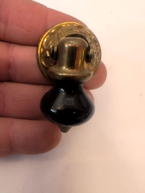 Reproduction spool cabinet teardrop