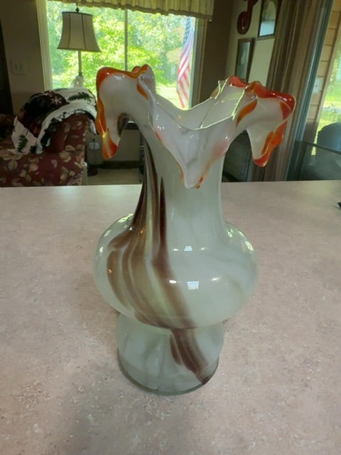 Vtg hand blown vase