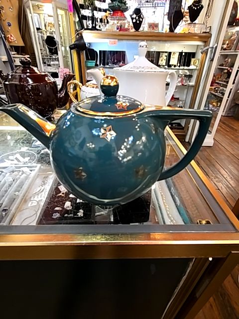 Hall Tea Pot