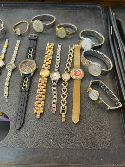 Vintage watch lot