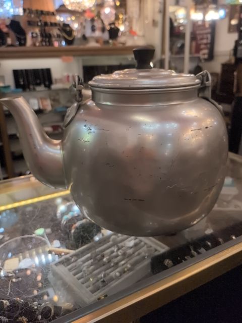 Large tea kettle aluminum