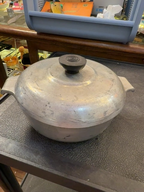 Wagner ware 2qt