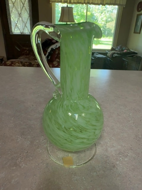 Vtg hand blown green  swirl