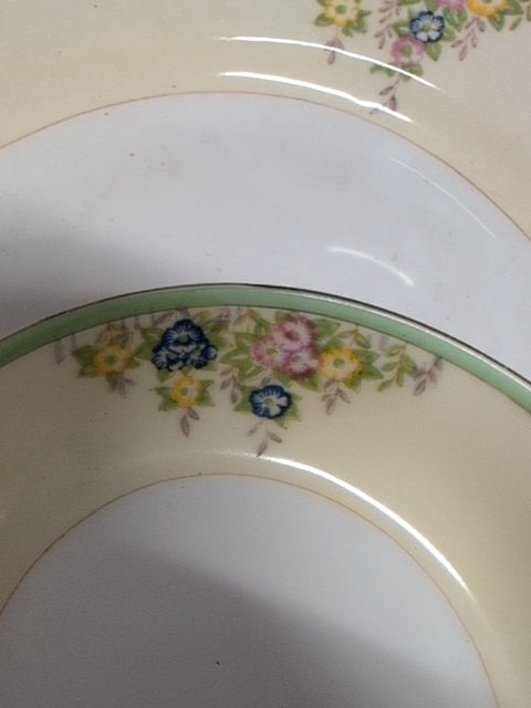Meito Isabella pattern bowl